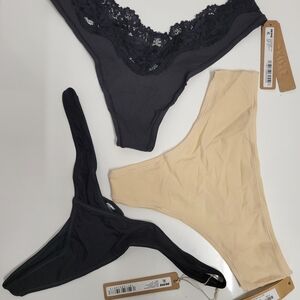 (SKIMS)3 panties for $32 new with tag, Size:S,. SKIMS-Style 012
